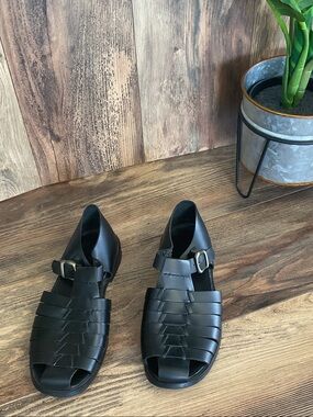 Pronto Uomo Men's Black Leather Closed Toe Fisherman Sandals 8M